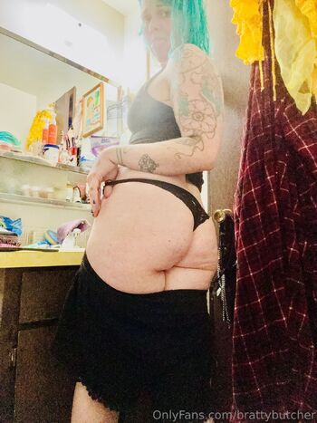BrattyButche / brattybutcher / iamnottmegan nude photo #23