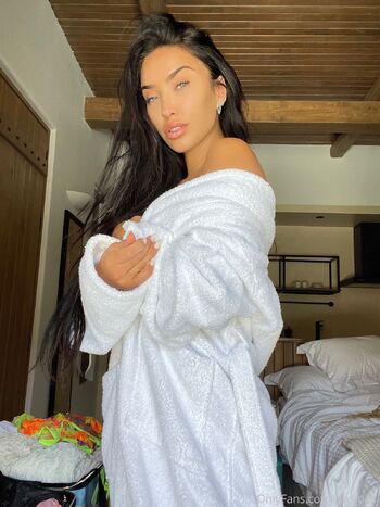 Bre Ties / bre_tiesi nude photo #36