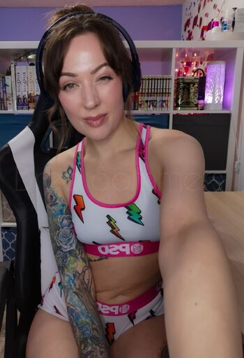 𝙁𝙍𝙀𝙀 𝑩𝒓𝒆𝒂 𝑪𝒐𝒖𝒏𝒕𝒓𝒚 𝑪𝒖𝒕𝒊 / breasommers nude photo #7