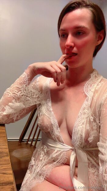 Curvy mlf / breazy27 nude photo #25