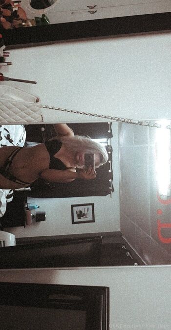 Breebreebitc / bree.69 nude photo #14