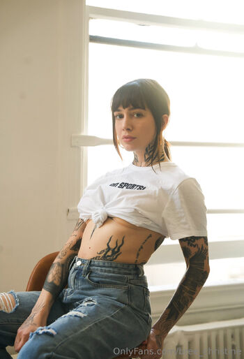 Brittn / bree_christine nude photo #15