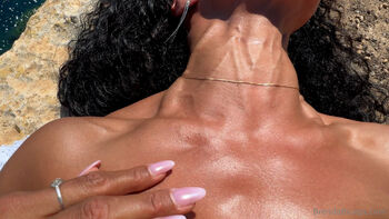 Brenda Bicep / brendabiceps nude photo #23