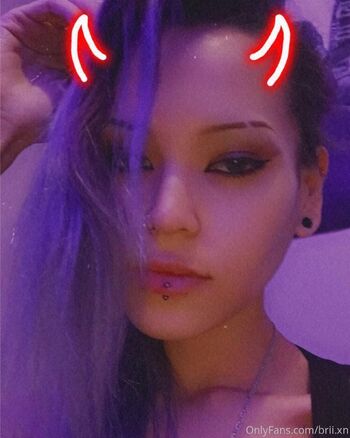 Br / bri.xn nude photo #17