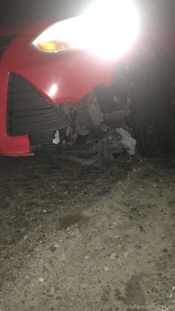 Br / bri.xn nude photo #22