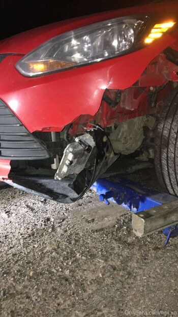 Br / bri.xn nude photo #23