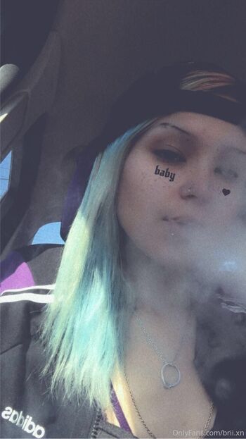 Br / bri.xn nude photo #26