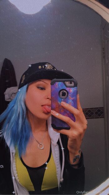 Br / bri.xn nude photo #32