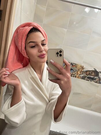 Brianna Bloo / brianabloom nude photo #9