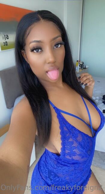 Briana FRE / brianabueno2 nude photo #30