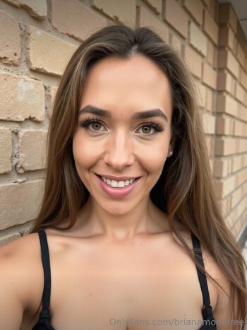 Briana Moon / brianamoonfree nude photo #39