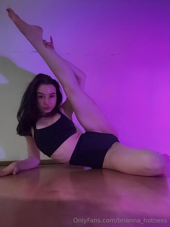 𝐁𝐑𝐈𝐀𝐍𝐍𝐀 𝐕𝐈𝐃𝐄𝐎𝐂𝐀𝐋𝐋 𝐂𝐔𝐒𝐓𝐎 / brianna_hotness nude photo #17