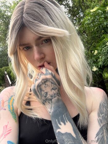 Anna Noiré / brianna_mistress nude photo #21