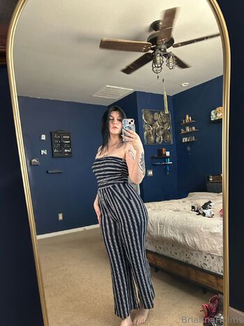 Brianna ୨ / briannaholms nude photo #2