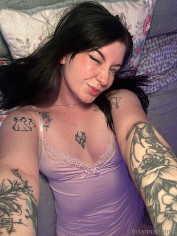 Brianna ୨ / briannaholms nude photo #9