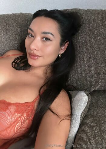 Briann / briannasandiego nude photo #14