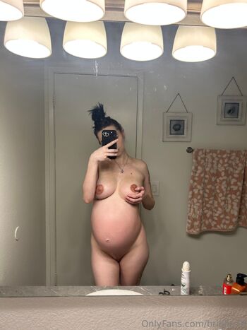 Makeitwetzaddy2 / briella78 nude photo #7