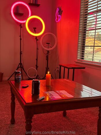 OnlyFans / brielleritchie nude photo #4