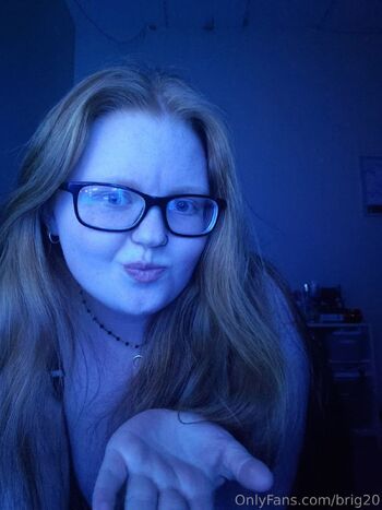 Bri / brig20 nude photo #2