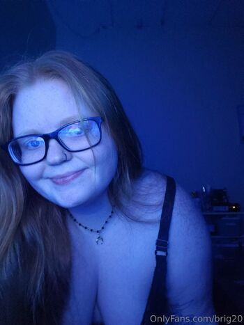 Bri / brig20 nude photo #4