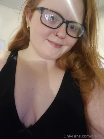 Bri / brig20 nude photo #8