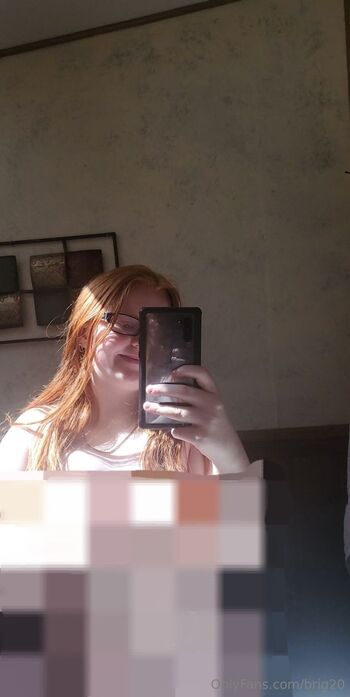 Bri / brig20 nude photo #10