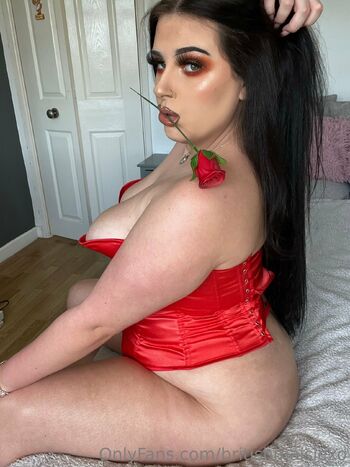 MAISIEDAYXO / britishmaisiexo nude photo #15