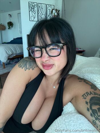 Britney / britneyloh nude photo #29