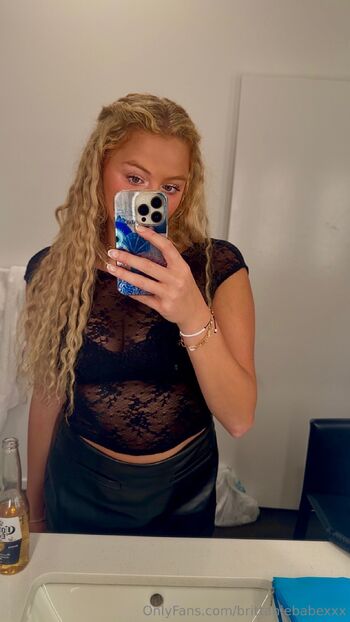 Brittani / brittaniebabexxx nude photo #20