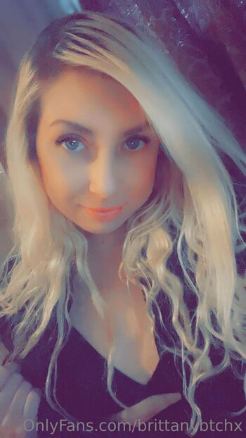 Brittanybtch / brittanybtchx nude photo #8