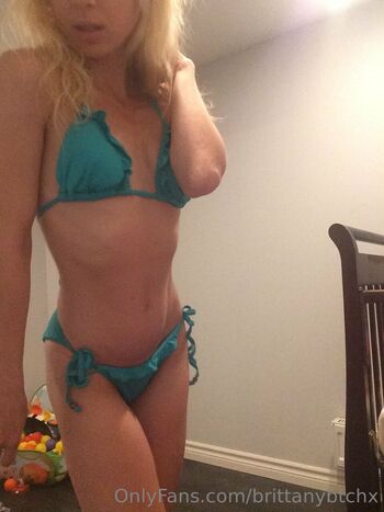 Brittanybtch / brittanybtchx nude photo #31