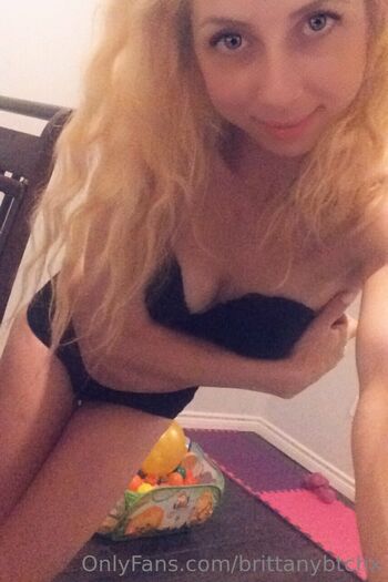 Brittanybtch / brittanybtchx nude photo #32