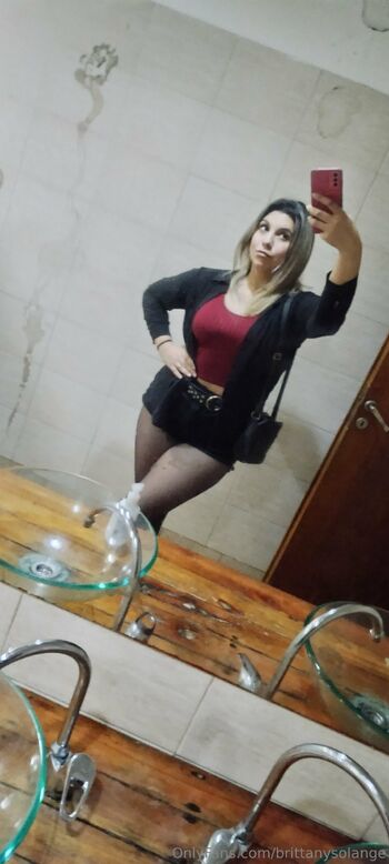 Brittany / brittanysolange nude photo #5