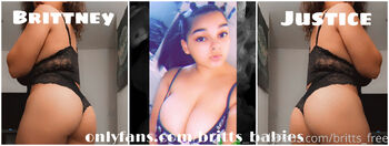 Big Titty Frea / britts_free nude photo #22