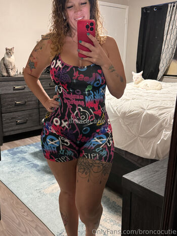 Rayn / broncocutie / broncocutiee nude photo #4