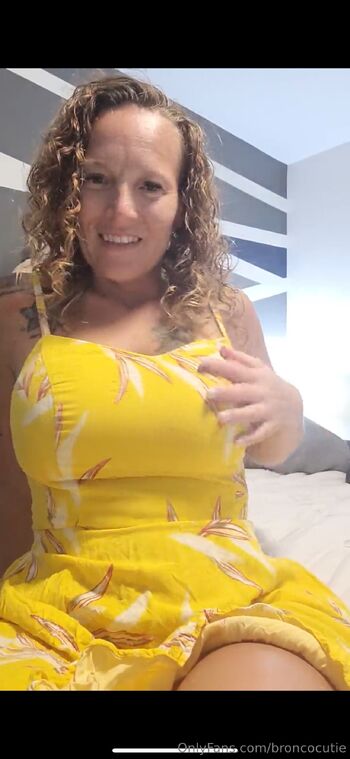 Rayn / broncocutie / broncocutiee nude photo #36