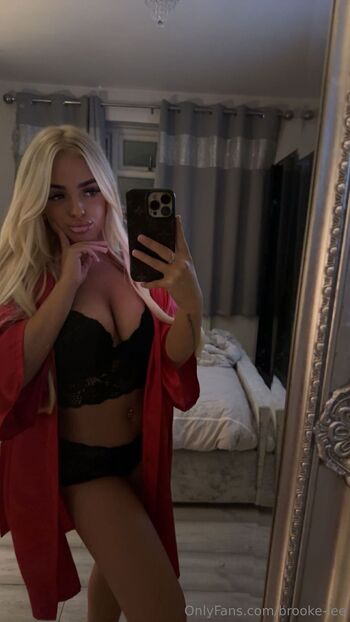 Brooke Lee / brooke-lee nude photo #5