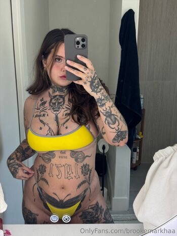BROOKE MARKHA / brookemarkhaa nude photo #13
