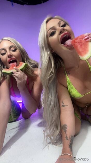 CUSTOM QUEEN Brooke is 𝗖𝗥𝗘𝗔𝗠𝗬 / brookeshowsxx nude photo #51