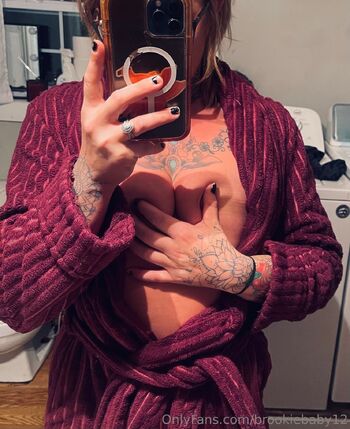 Brook / brookiebaby12 nude photo #3
