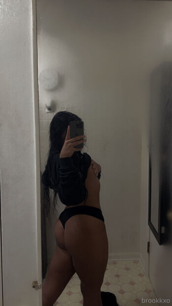 Brooke FREE O / brookkxoo nude photo #38