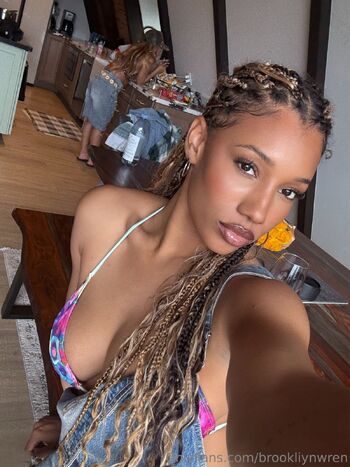 Brookliyn Wre / brookliynwren / brookliyn_wren / hellobrookliyn nude photo #4