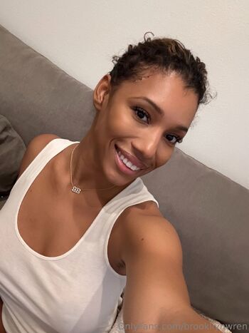 Brookliyn Wre / brookliynwren / brookliyn_wren / hellobrookliyn nude photo #35