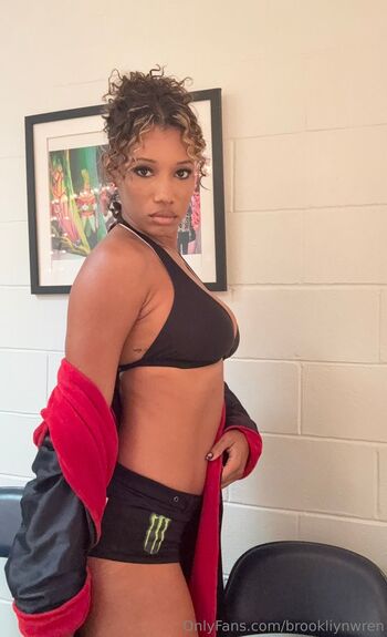 Brookliyn Wre / brookliynwren / brookliyn_wren / hellobrookliyn nude photo #38
