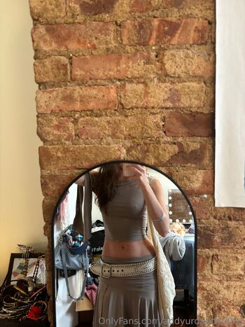 brooklybaby2001 nude photo #1