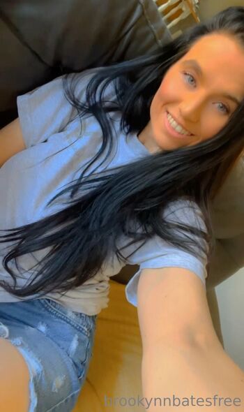 BROOKLYNNBATESFRE / brooklynnbatesfree nude photo #35
