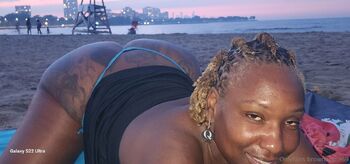 Brownapplebotto / brownapple69 nude photo #17