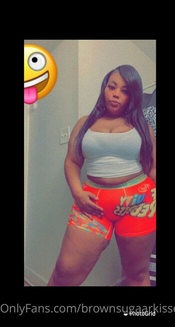 Thickass Brownskin / brownsugaarkissess nude photo #7