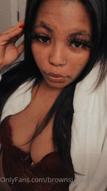 Thickass Brownskin / brownsugaarkissess nude photo #13