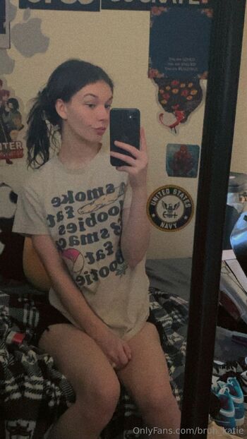 Katie / bruh_katie / bruhkatie_ / bruh__katie nude photo #21